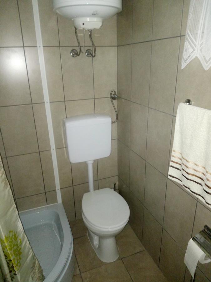 Pansion Laktasi Laktaši Exterior foto