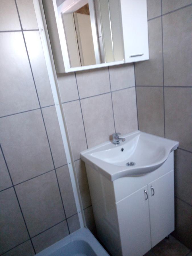 Pansion Laktasi Laktaši Exterior foto